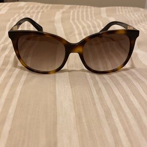 Kate Spade Women’s Fashion Sunglasses!